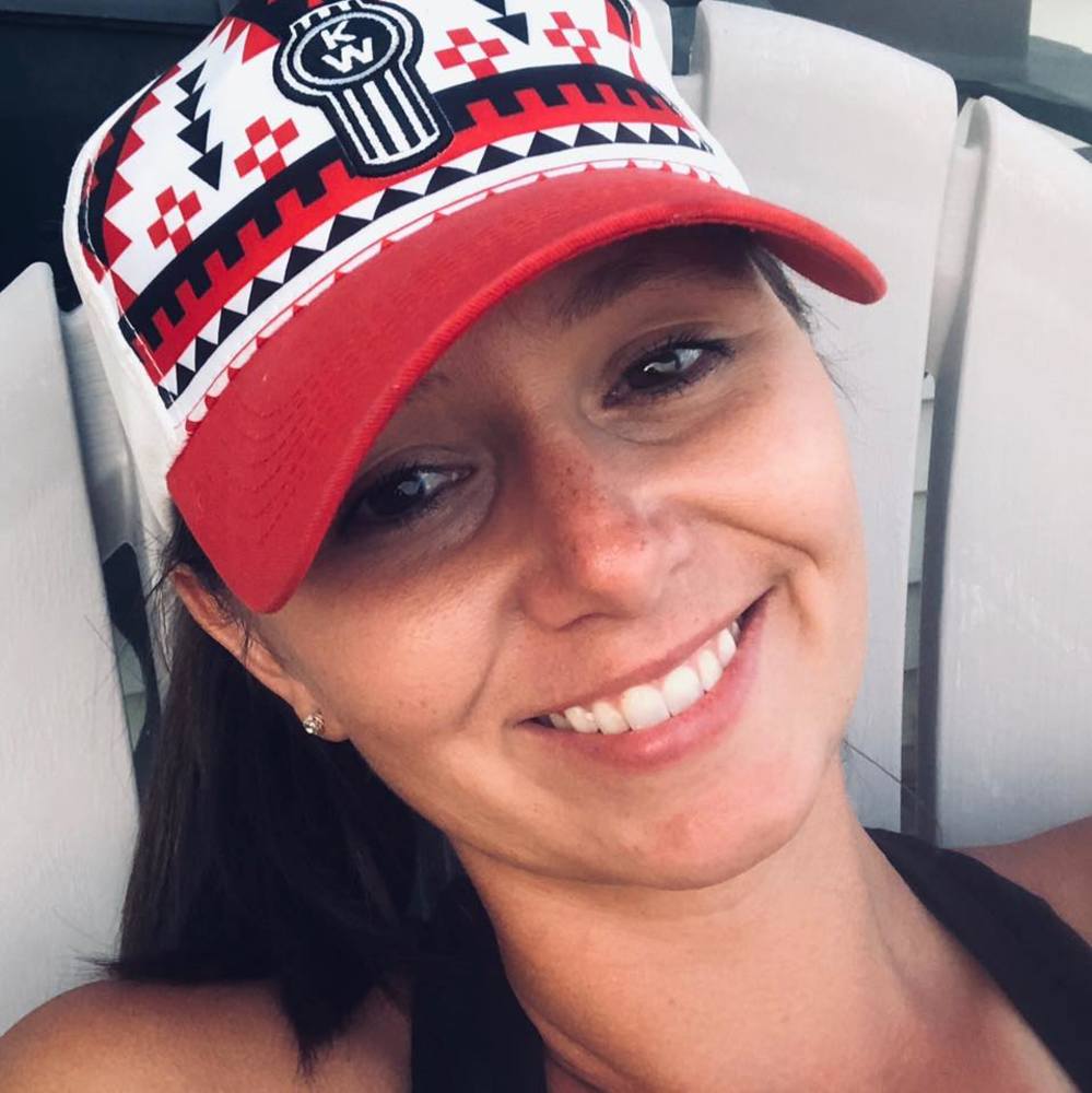 Meet your Posher, Tanya